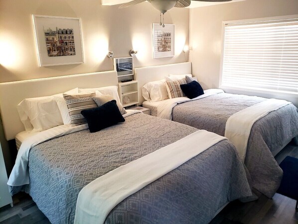 1 غرفة نوم ومكتب وواي فاي وملاءات أسرّة