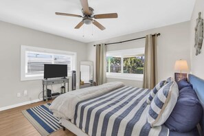4 Schlafzimmer, Bügeleisen/Bügelbrett, kostenloses WLAN, Bettwäsche