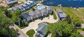 Saugatuck Harbor House