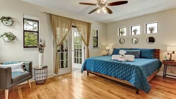 3 bedrooms, WiFi (free), bed sheets