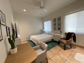 1 bedroom, iron/ironing board, free WiFi, bed sheets - Private Hilltop Studio in North Orange County  (Anaheim)