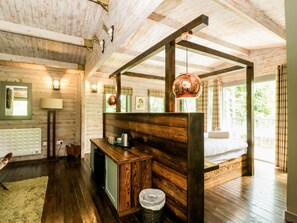 Cottage | Interior