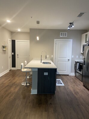 微波炉、洗碗机、茶具/咖啡用具、厨具/餐具