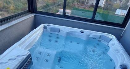 VILLA M WITH PRIVATE POOL,PRIVATE SAUNA & JACUZZI