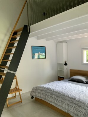 1 chambre, fer et planche à repasser, Wi-Fi gratuit, draps fournis