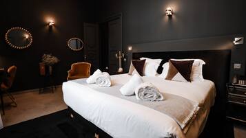 标准双人房 | 2 多间卧室、记忆海绵床垫、客房内保险箱、特色装修