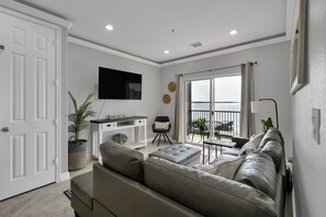 Smart TV - Sunset Paradise (Willis)