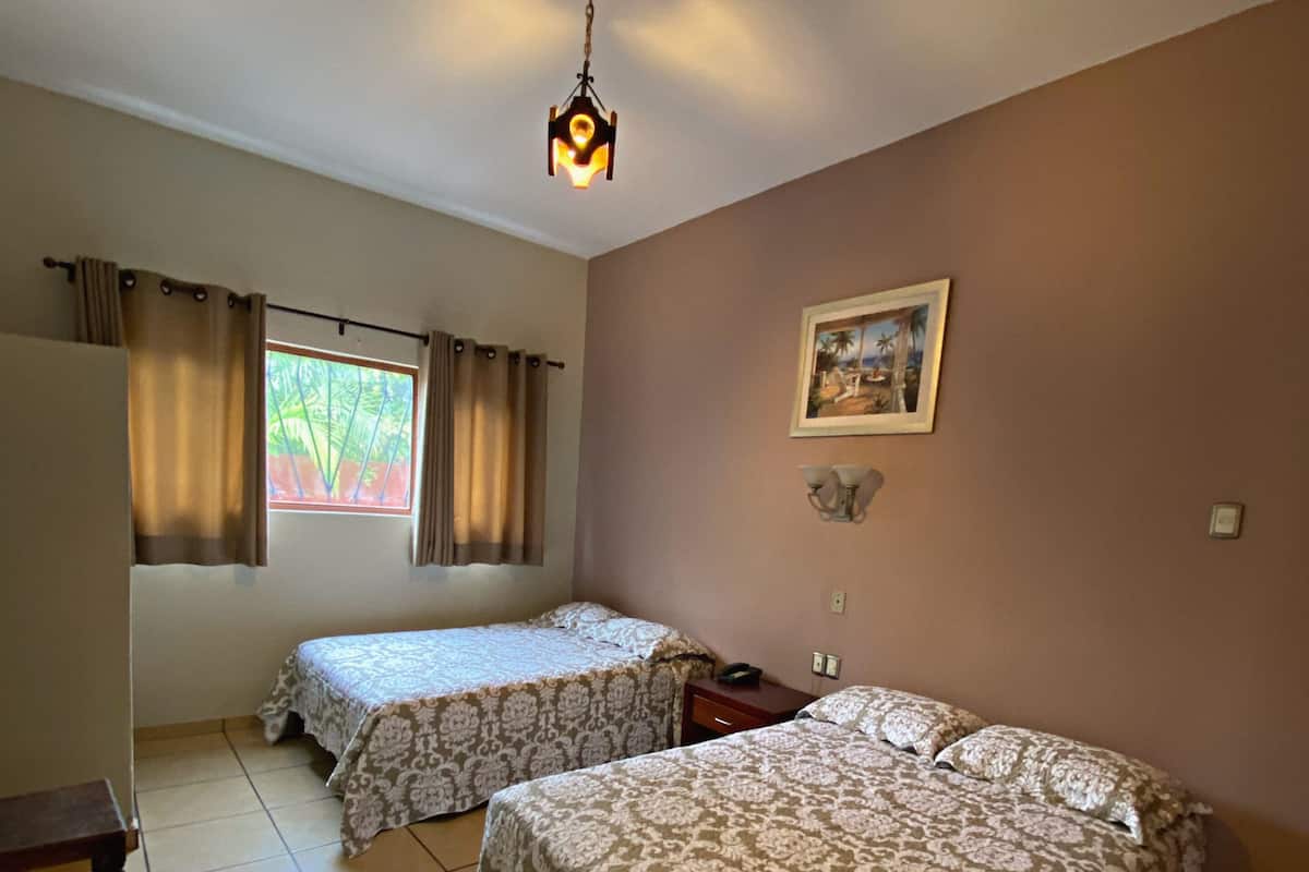 Double Room | Down comforters, desk, laptop workspace, free WiFi