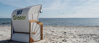 Modern apartment near the beach with beach chair