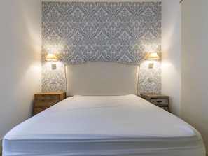 2 camere, ferro/asse da stiro, accesso a Internet, lenzuola