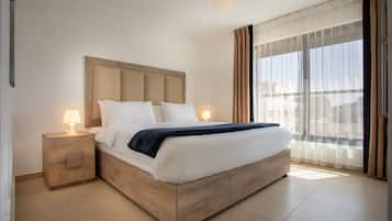 1 bedroom, Egyptian cotton sheets, premium bedding, down duvets