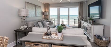 Smart TV, videogames, livros, escritórios