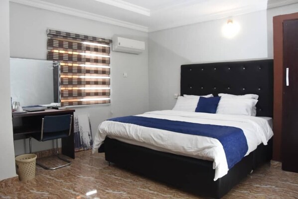 Egyptian cotton sheets, premium bedding, down duvets, Tempur-Pedic beds