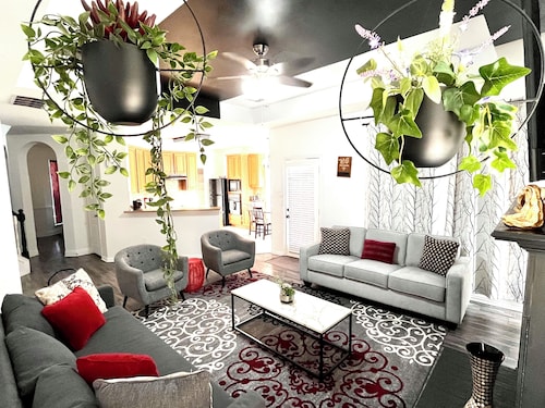 Remodeled luxury with Proximity