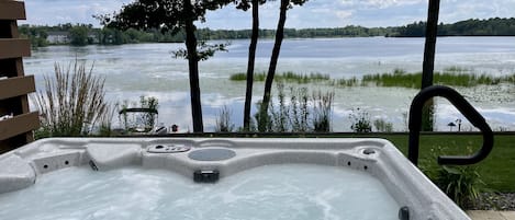 Bain à remous extérieur
