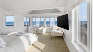 5 bedrooms, iron/ironing board, free WiFi, bed sheets
