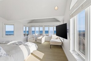 5 bedrooms, iron/ironing board, Internet, bed sheets - Beach Way: 014-S E. Sandwich Waterfront, Extraordinary Panoramic Bay Views, Private Beach (East Sandwich)