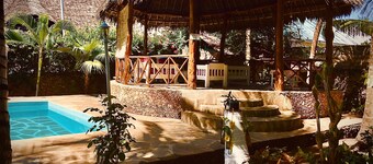 Camera Matrimoniale in Villa, Bagno Privato Piscina uso Cucina