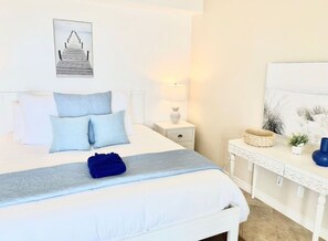 4 bedrooms, desk, iron/ironing board, WiFi