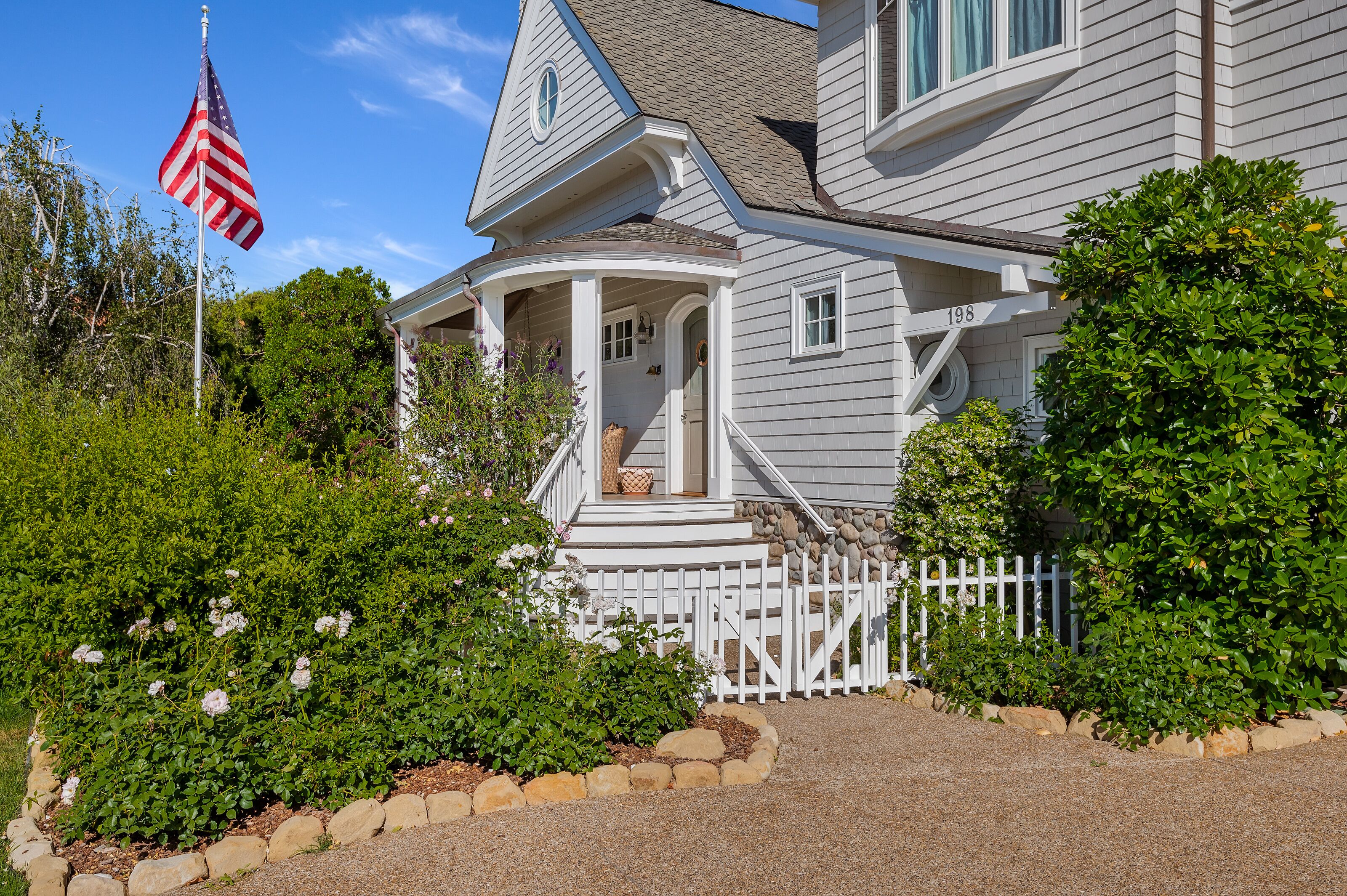Sea Breeze Cottage