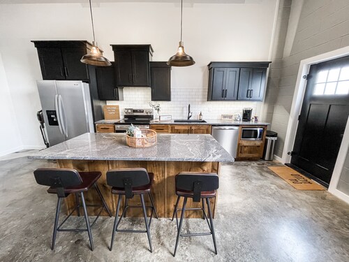 NEW! The Lofts - Industrial/modern loft within walking distance to downtown!