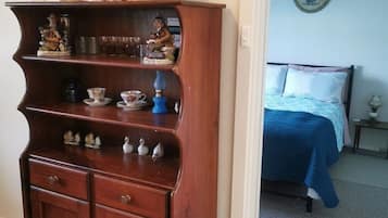 1 habitación, internet y ropa de cama
