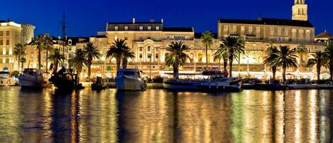 Apartment, 1 Queen Bed | Exterior