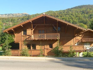 Exterior - Spacious chalet 12 pax, pets allowed, parking, Wi-Fi (Samoëns)