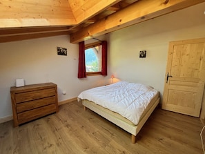 2 bedrooms, free WiFi