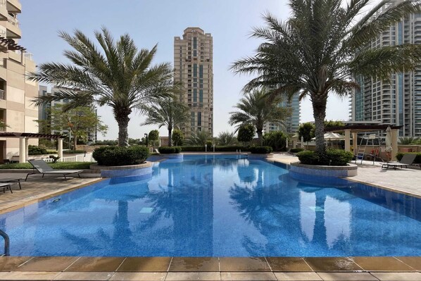 Basic Apartment, Multiple Beds | Pool