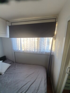 Apartment | 2 bedrooms, free WiFi, bed sheets - Lovely Relaxing two Bedroom Holiday Chalet (Skegness)