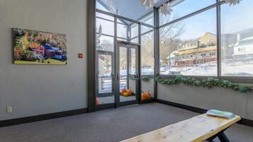 Condo, 1 Bedroom | Interior