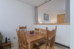 Condo, 1 Bedroom | Dining - 208 Village Gate Studio Bedroom Condo by RedAwning (Warren)
