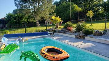 Piscine extérieure, piscine chauffée