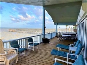 Property grounds - Sophisticated, Beautiful Home! 3 BDRM/2 BATH. Private Fishing Pier. (Port Mansfield)