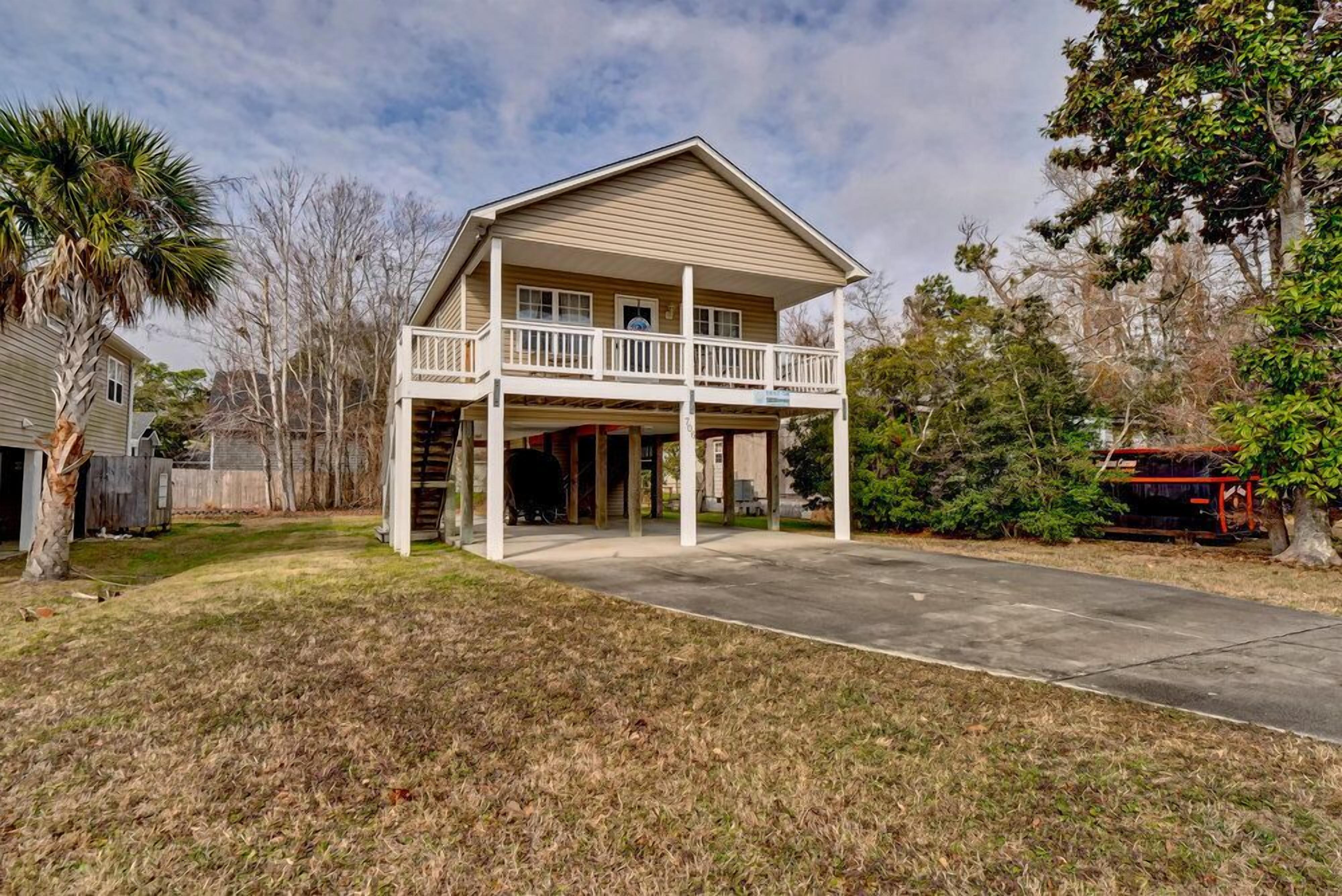 Chat N Chill at Carolina Beach, Private Home