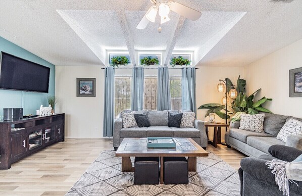 Smart TV, DVD player, table football, ping pong