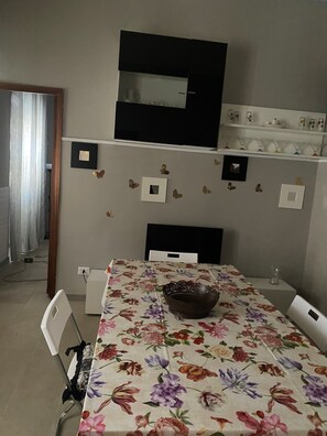 Dining - Plebiscito's House (Catania)