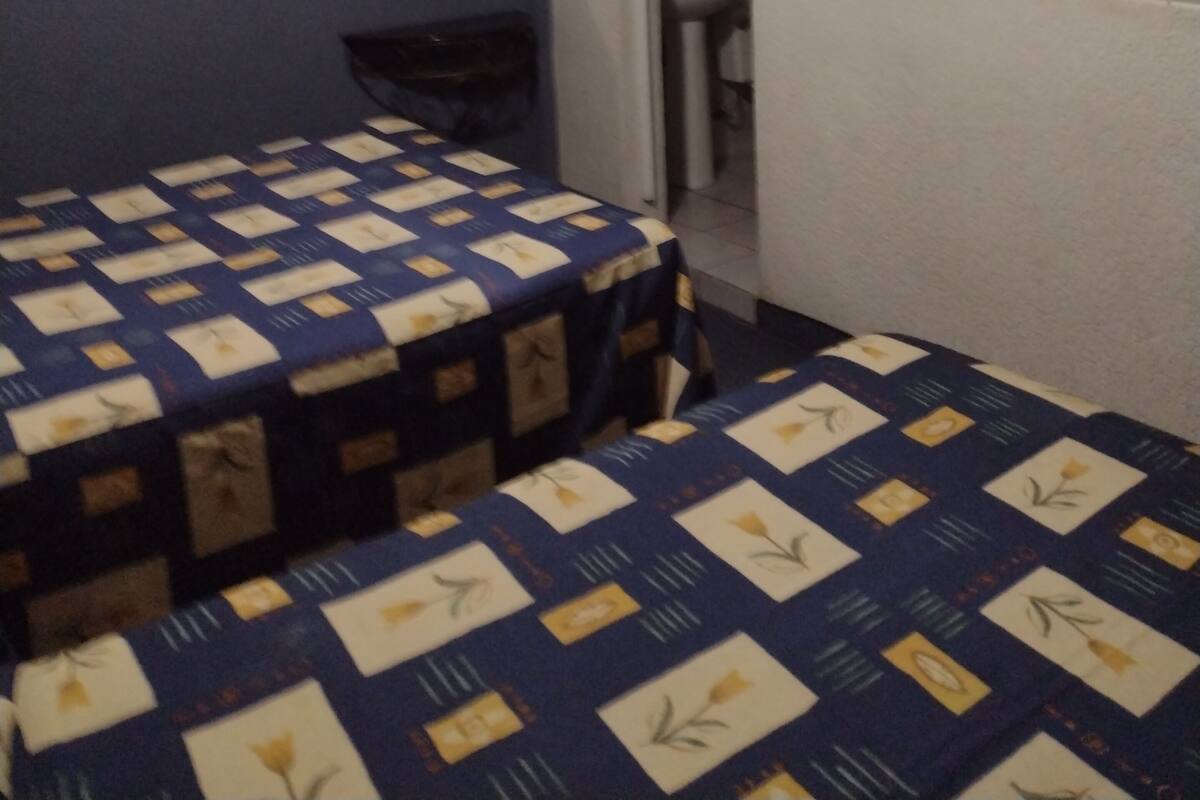 WiFi (free), bed sheets