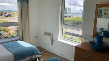 2 soverom, strykejern/-brett, wi-fi (inkludert) og sengetøy