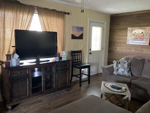 Smart TV - Almost 5 miles to New River National Park, Canyon Rim and WV finest Whitewater (Fayetteville)