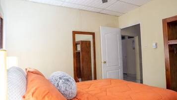 1 habitación, wifi gratis y ropa de cama