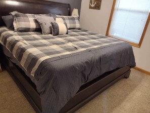 3 habitaciones, escritorio, wifi gratis y ropa de cama 