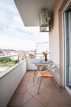 Appartamento Standard, 1 camera da letto | Balcone
