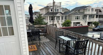 3bdrm - 2bath with private deck