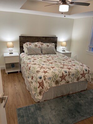 3 makuuhuonetta, silitysrauta/-lauta, ilmainen Wi-Fi