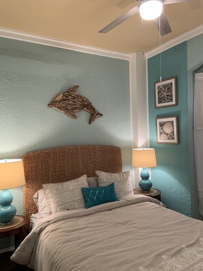 Room - 3 Br Apartment with amazing ocean and lake views (Ocean Grove)