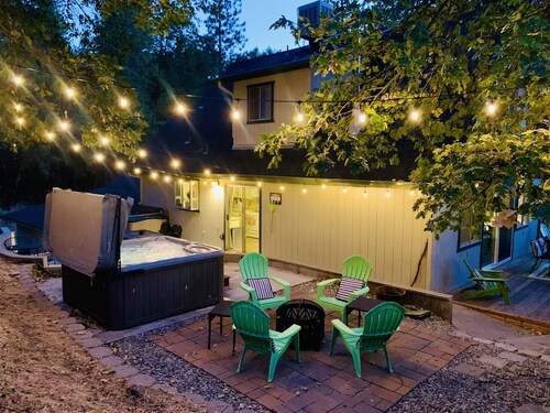 Sugar Pine Chalet near Yosemite, Bass Lake Pet Friendly!