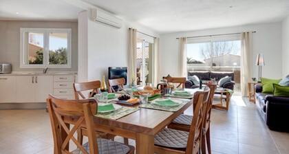 Villa with sea views and private pool