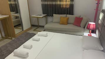 1 bedroom, iron/ironing board, WiFi